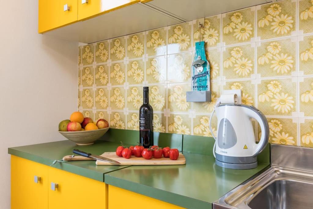 Quirky Apartment Arena With Parking Pula Exterior foto